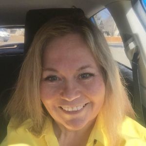 Meet your Posher, Lesley